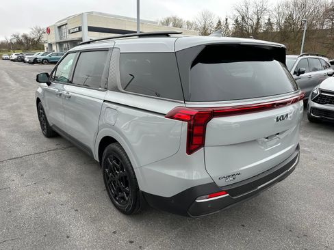 New 2026 Kia Carnival SX image 7