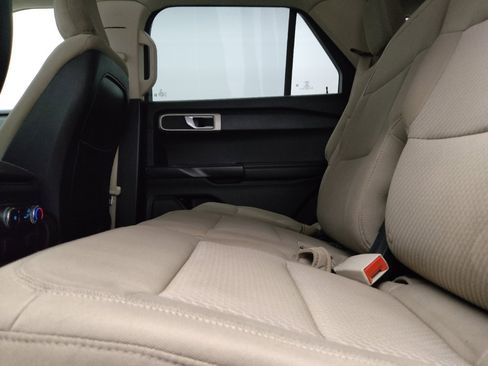 Used 2020 Ford Explorer 2WD image 18