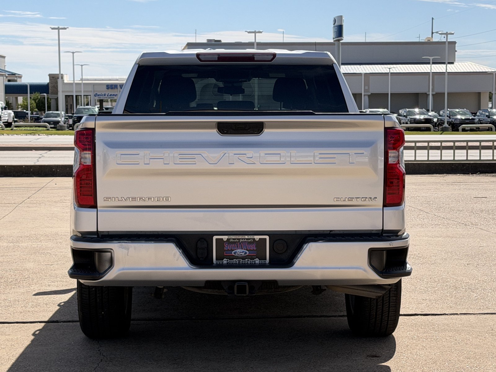 Used 2022 Chevrolet Silverado 1500 Custom AWD/4WD image 5