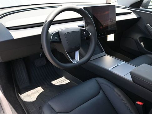Used 2025 Tesla Model 3 Long Range RWD image 8