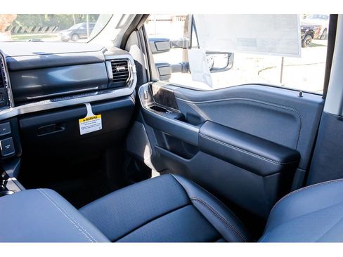 New 2026 Ford F250 Lariat w/ FX4 Off-Road Package image 16
