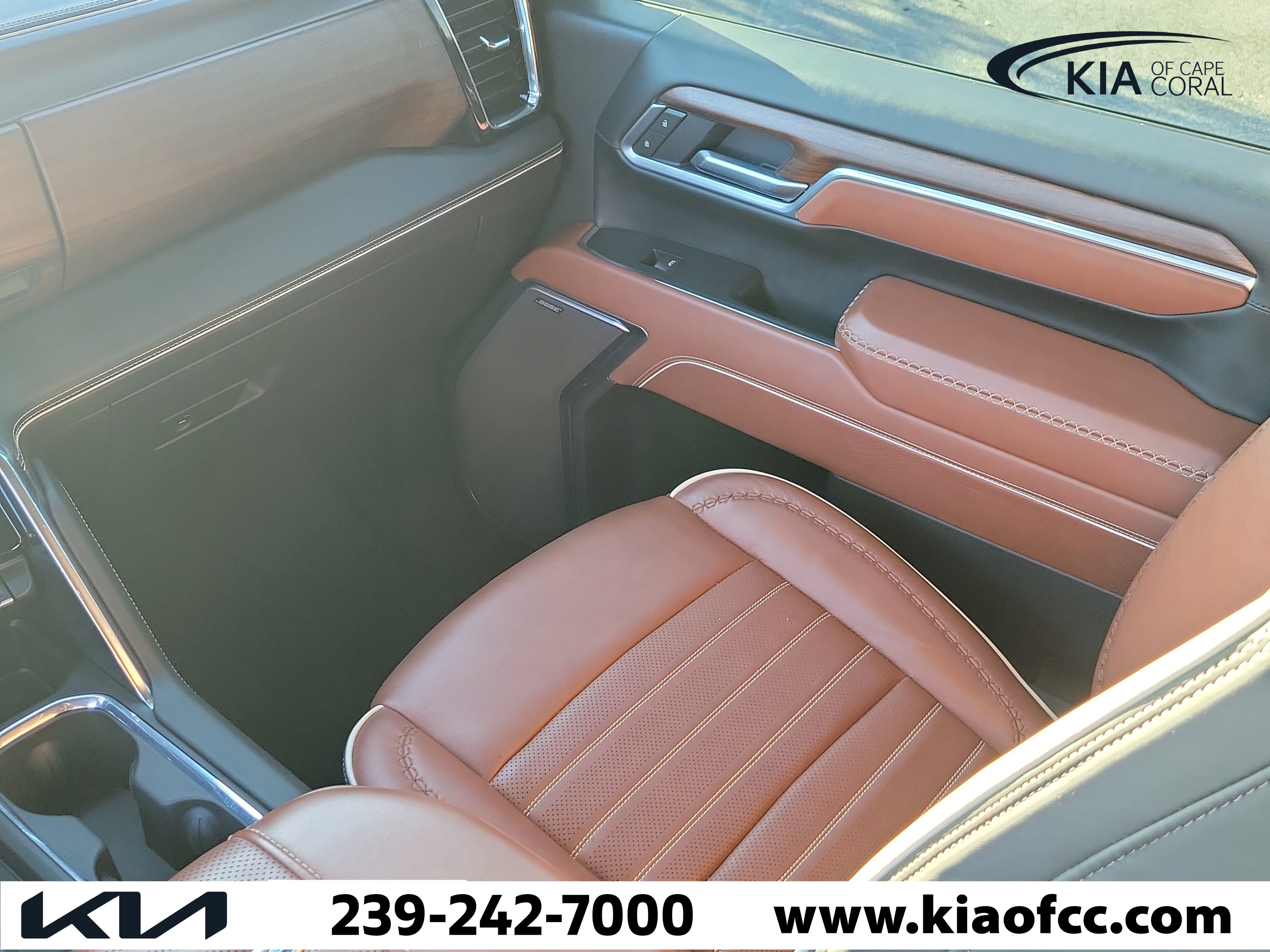 Used 2025 GMC Sierra 2500 Denali Ultimate AWD/4WD image 18