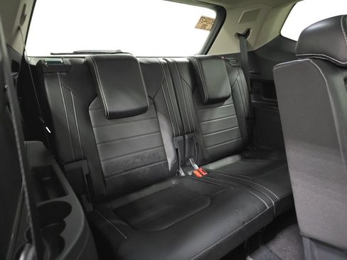 Used 2023 Volkswagen Atlas SEL Premium AWD/4WD image 11