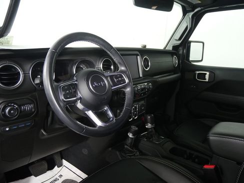 Used 2021 Jeep Wrangler Unlimited Sahara image 13