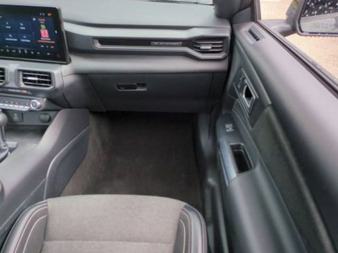 Used 2025 Ford Mustang Convertible image 15