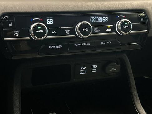 Used 2025 Honda Pilot EX-L image 21