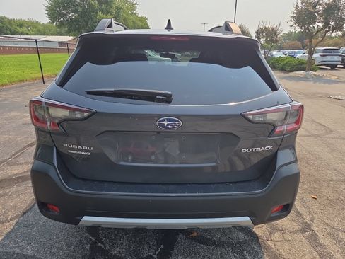 Used 2024 Subaru Outback Limited AWD/4WD image 7