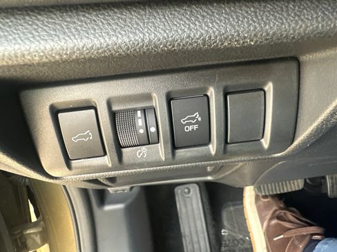 Used 2025 Subaru Outback Onyx Edition XT AWD/4WD image 22