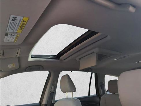 Used 2016 Honda Pilot Touring image 26