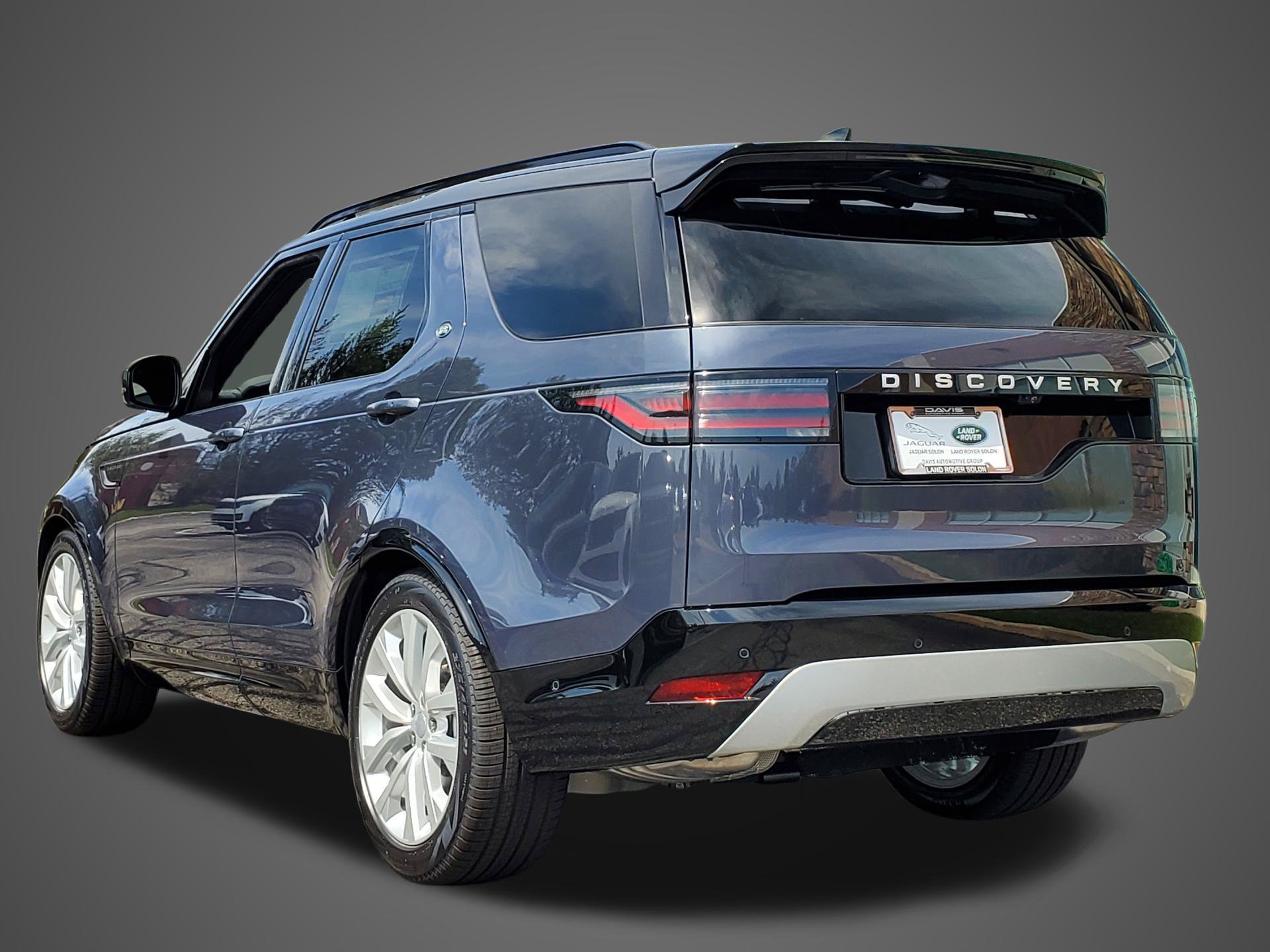 New 2026 Land Rover Discovery Limited Edition AWD/4WD image 8