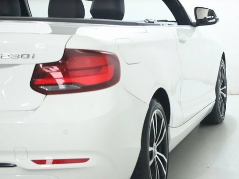 Used 2020 BMW 230i xDrive Convertible AWD/4WD image 46