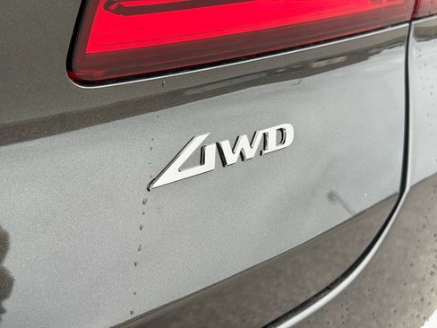 New 2026 Genesis GV80 2.5T Prestige image 16