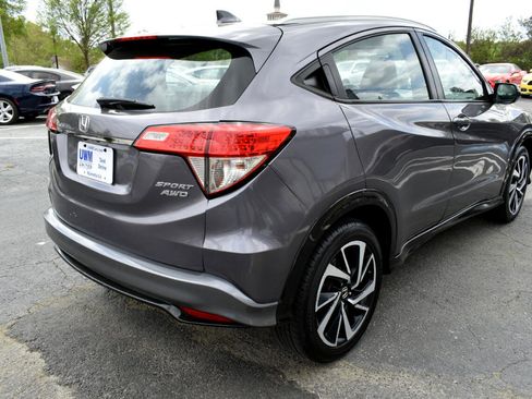 Used 2019 Honda HR-V Sport image 6