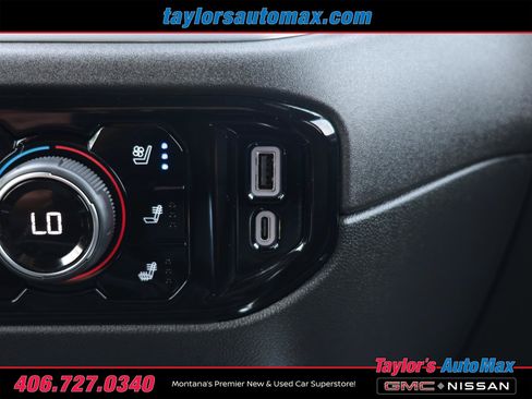 Used 2024 Chevrolet Silverado 3500 High Country w/ High Country Premium Package AWD/4WD image 29