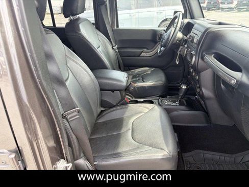 Used 2018 Jeep Wrangler Unlimited Sport S AWD/4WD image 13