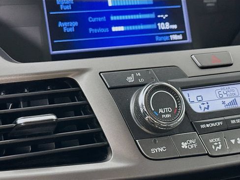 Used 2016 Honda Odyssey EX-L image 27