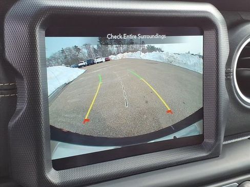 Used 2021 Jeep Wrangler Unlimited Sahara image 20