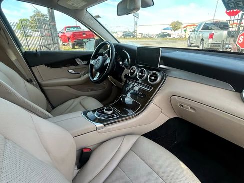 Used 2018 Mercedes-Benz GLC 300 image 12