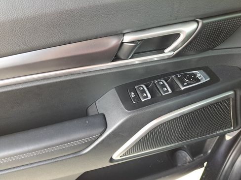 Used 2025 Kia Telluride S FWD image 36