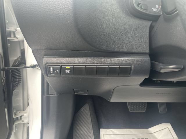 Used 2025 Toyota Corolla LE FWD image 21