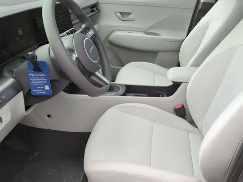 New 2026 Hyundai Kona SE FWD image 16