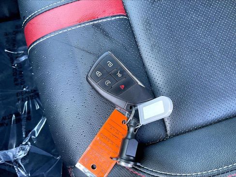 Certified 2024 Chevrolet Traverse RS w/ LPO, Floor Liner Package image 10