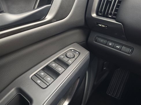 New 2026 Nissan Pathfinder Rock Creek image 23