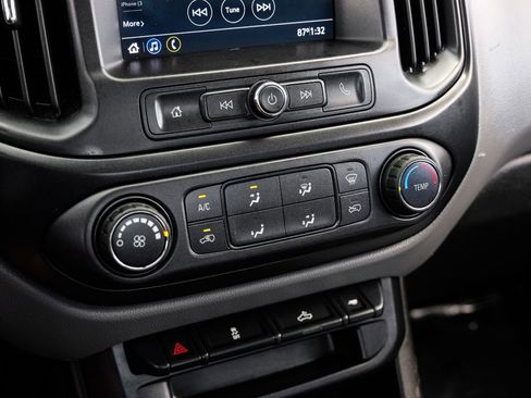 Used 2021 Chevrolet Colorado W/T w/ WT Convenience Package image 19