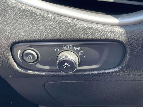 Used 2024 Chevrolet Malibu LS image 17