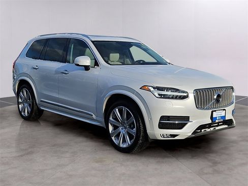 Used 2019 Volvo XC90 T6 Inscription w/ Advanced Package image 3