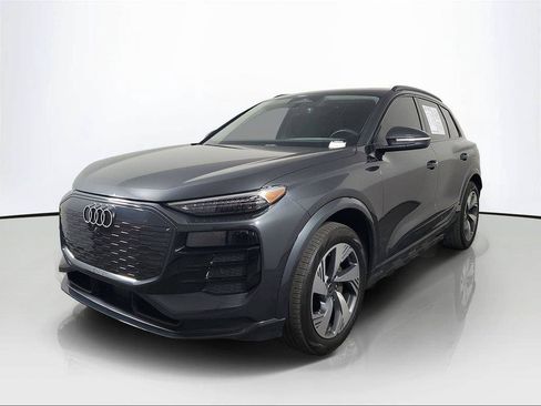 Certified 2025 Audi Q6 e-tron Premium Plus w/ Premium Plus AWD/4WD image 3