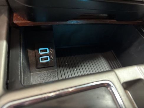 Used 2018 Ford F150 King Ranch w/ Equipment Group 601A Luxury image 44