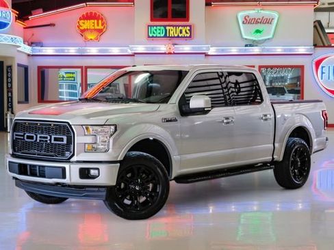 Used 2017 Ford F150 Lariat image 2