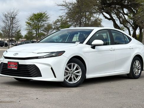 Certified 2025 Toyota Camry LE image 42