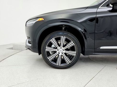 New 2025 Volvo XC90 B6 Plus w/ Protection Package Premier image 31