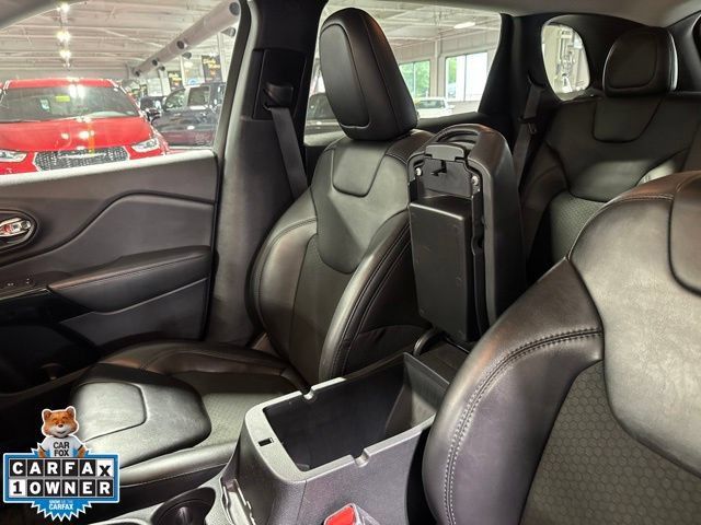 Certified 2021 Jeep Cherokee Latitude Plus AWD/4WD image 30