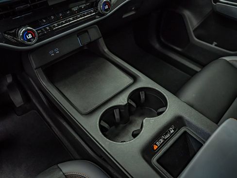 Used 2024 Honda Prologue Touring image 27