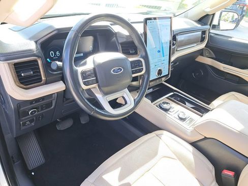 Certified 2022 Ford Expedition Limited image 17