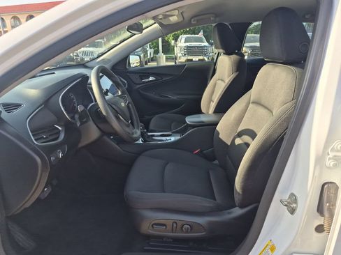Used 2024 Chevrolet Malibu LT FWD image 11
