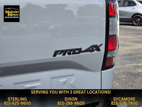 Used 2024 Nissan Frontier PRO-4X w/ Off-Road Protection Package image 13