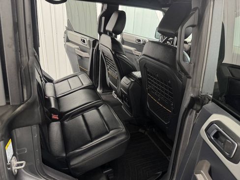 Used 2022 Ford Bronco Badlands w/ Sasquatch Package AWD/4WD image 23