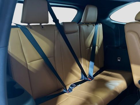 New 2026 Toyota Highlander Platinum AWD/4WD image 27