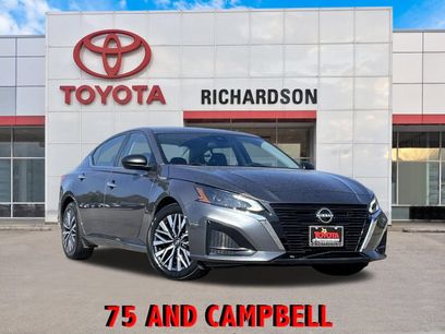 Used 2025 Nissan Altima 2.5 SV