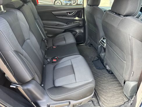 Certified 2023 Subaru Ascent Premium w/ Convenience Package image 11