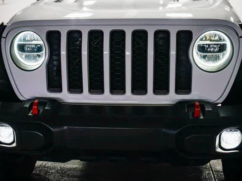 Used 2020 Jeep Gladiator Rubicon image 5