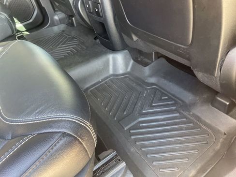 Used 2020 Ford Explorer ST w/ ST Street Pack image 27