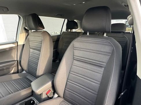 Certified 2024 Volkswagen Tiguan S image 27