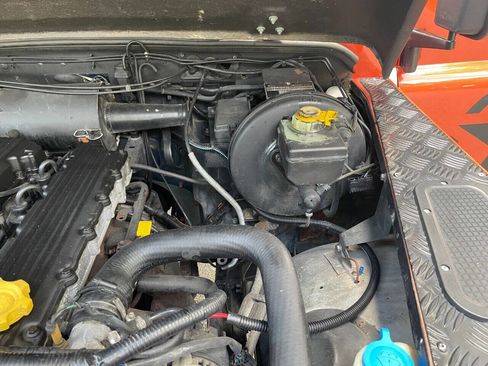 Used 1996 Land Rover Defender image 24