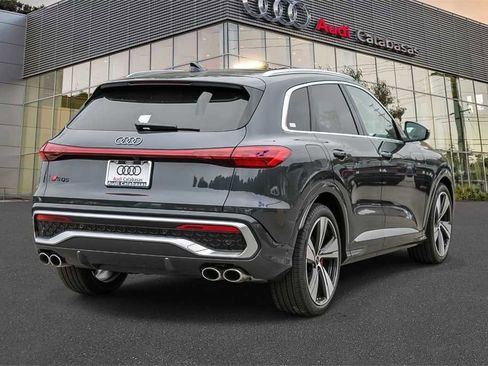 New 2025 Audi SQ5 Premium Plus image 4