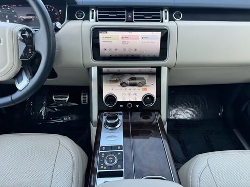 Used 2021 Land Rover Range Rover Westminster Edition image 14
